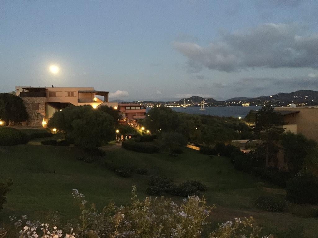Luxury Apartment Sardegna Марина ди Портиско Стая снимка