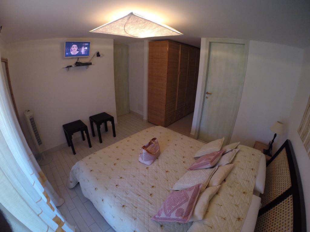 Luxury Apartment Sardegna Марина ди Портиско Стая снимка